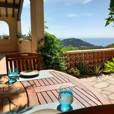 4-Star Private Villa With Heated Pool And Panoramic Sea View At Gulf De Saint Tropez Кавалере-сюр-Мер Екстериор снимка