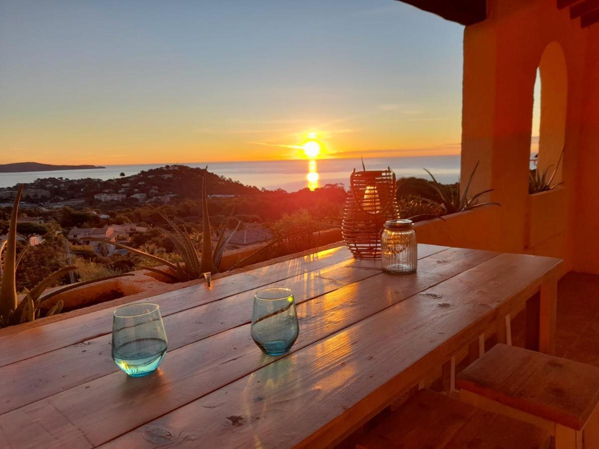 4-Star Private Villa With Heated Pool And Panoramic Sea View At Gulf De Saint Tropez Кавалере-сюр-Мер Екстериор снимка