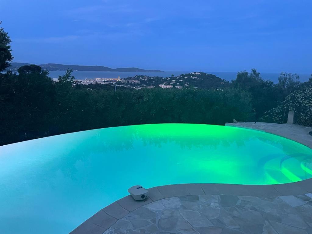 4-Star Private Villa With Heated Pool And Panoramic Sea View At Gulf De Saint Tropez Кавалере-сюр-Мер Екстериор снимка